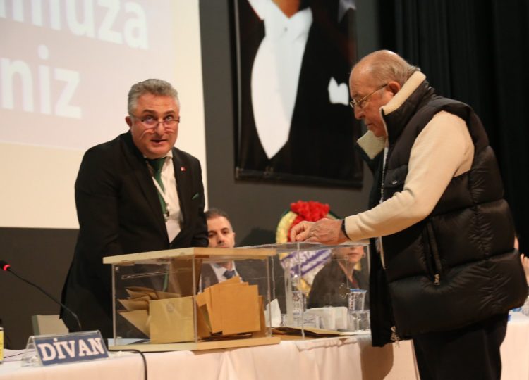 40_612120733_3368996149930258_1968322898403979890_n